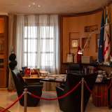 Entriamo infine nell�ufficio del Presidente della Regione, ultima tappa del nostro viaggio...